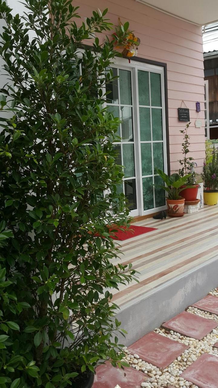 Patchy & Ppraw Family Hotel Ubonratcsathani Kültér fotó